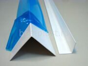 Уголок с плёнкой